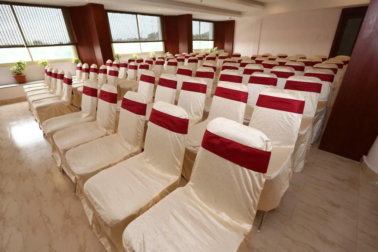 Pearl Royal International Hotels & Resorts Pvt Ltd Thodupuzha 4*,  Индия